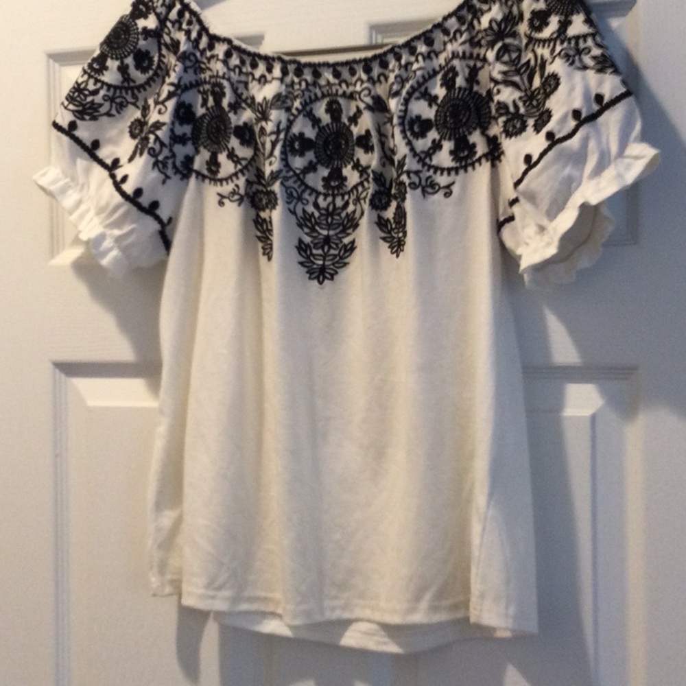 Solitaire BoHo off the shoulder top